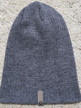 Bula Gray Ribbed Knit Beanie Hat OS